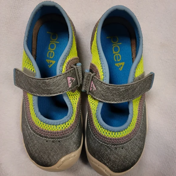 Plae emme 10.5 Gray and Yellow - Picture 2 of 7